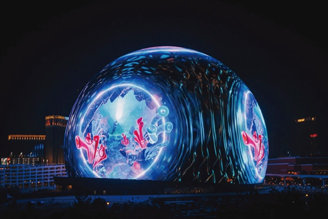 MSG Sphere球體綜合場館於2023年美國國慶日正式點燈
